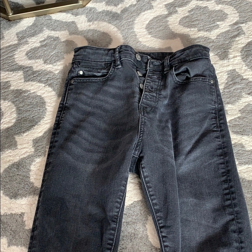 ZARA- black straight-high waisted jeans